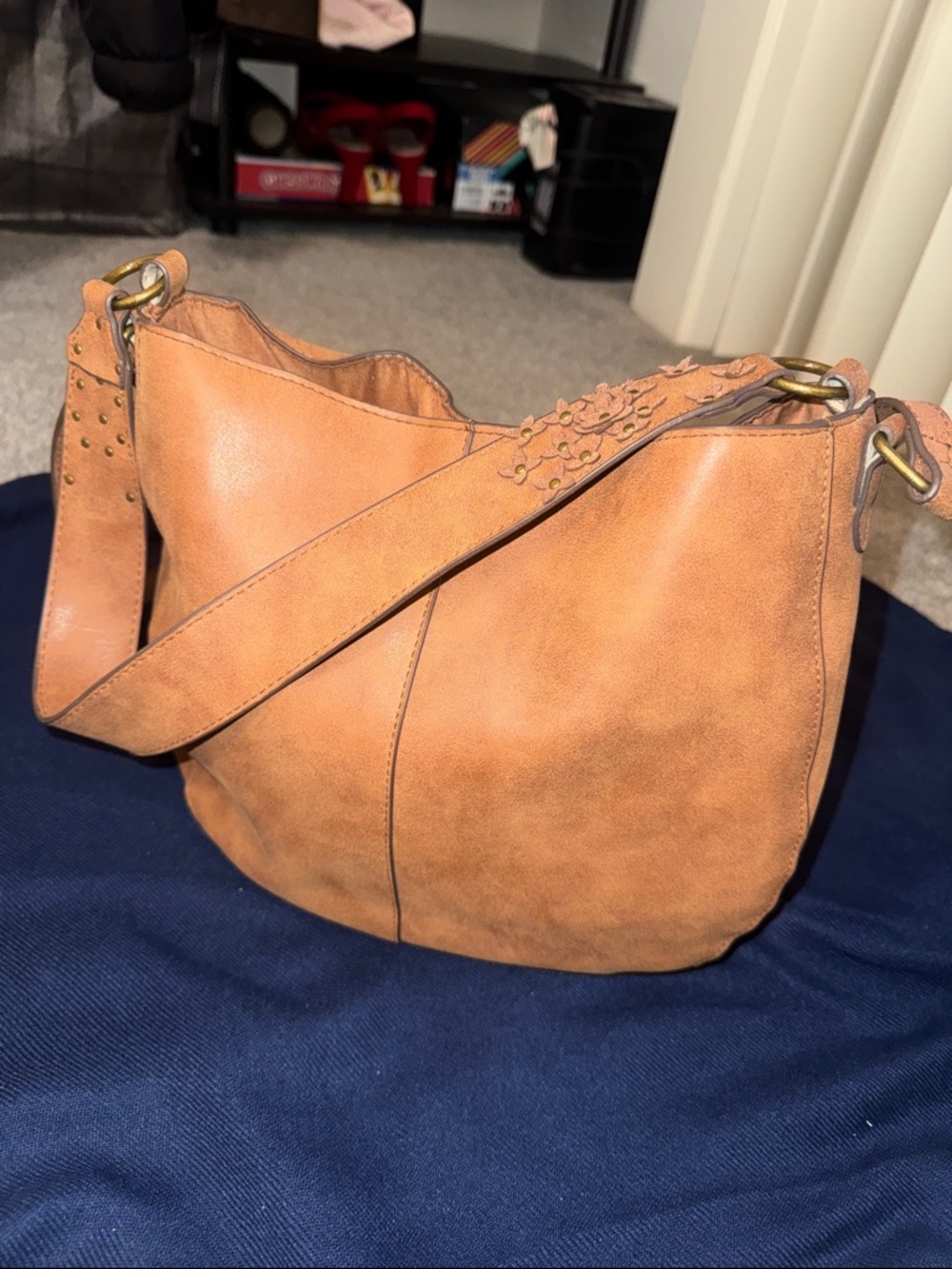 Women's Tan Suede Floral-Accent Shoulder Bag